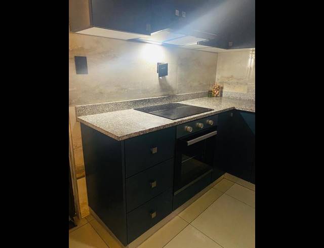 2 BEDROOM HOUSE FOR SALE IN UMLAZI Z